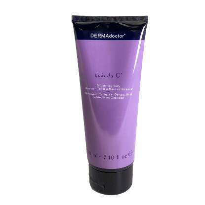 ديرما دكتور غسول فيتامين سي 210 مل 