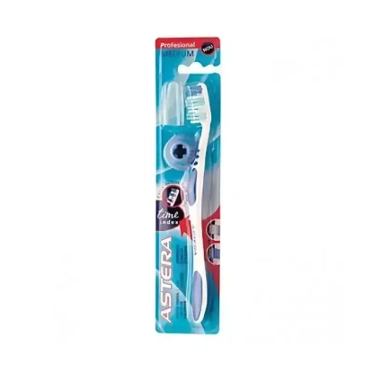 استيرا فرشاة أسنان للتنظيف النشط بغطاء متوسطة 1 قطعة